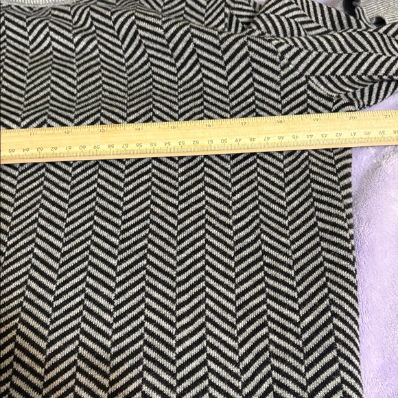 Calvin Klein Black and Gray Turtleneck Sweater - Picture 6 of 8